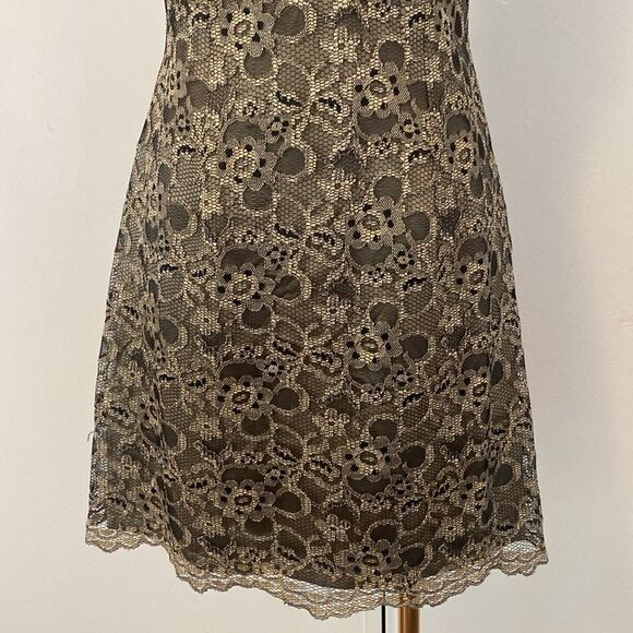 Vintage Bebe Late 90s/ Early 00's Lace Black and Gold Mini Dress Size 6 - Picture 4 of 15